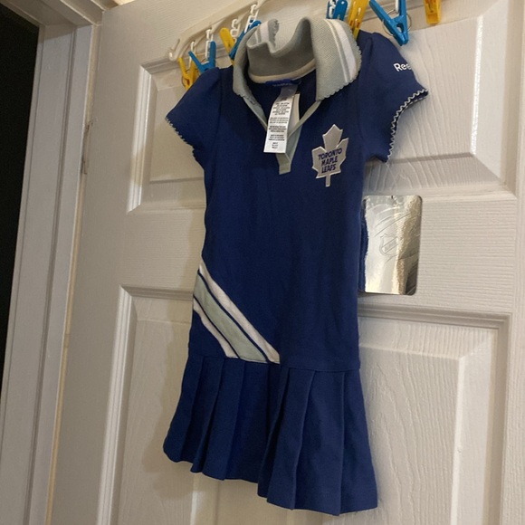 Toronto Maple Leafs 2 years dress - Picture 3 of 5